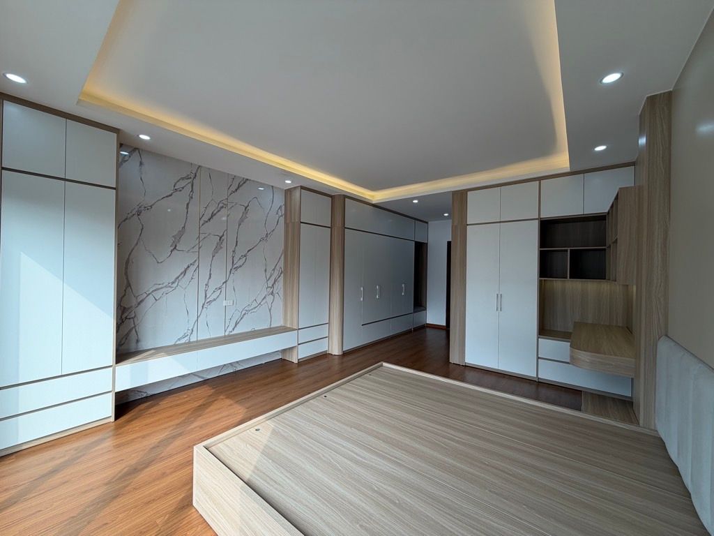 Bán nhà Ngọc Hồi - diện tích 50m2 6 tầng - Ô TÔ - THANG MÁY - NHÀ CỰC ĐẸP - giá 17,9 tỷ