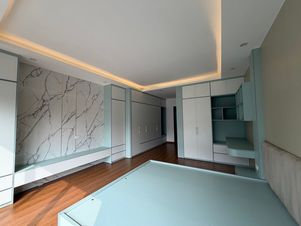 Bán nhà Ngọc Hồi - diện tích 50m2 6 tầng - Ô TÔ - THANG MÁY - NHÀ CỰC ĐẸP - giá 17,9 tỷ