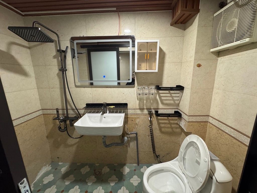 Bán nhà Giải Phóng - diện tích 95m2 1 tầng - Ngõ 78 Giải Phóng thông ra 74 Trường Chinh - giá 5,2 tỷ