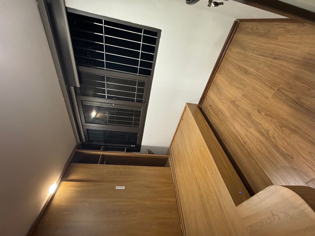 Bán nhà Lương Thế Vinh - diện tích 75m2 1 tầng - Căn hộ tập thể đẹp, giá 3,8 tỷ