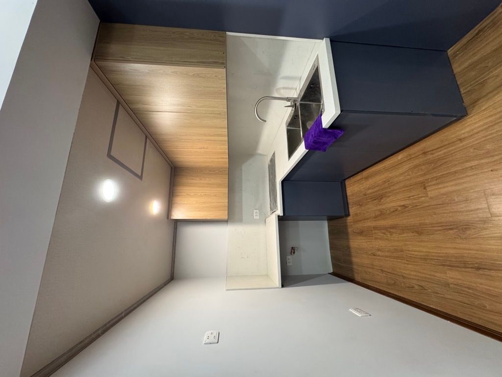 Bán nhà Lương Thế Vinh - diện tích 75m2 1 tầng - Căn hộ tập thể đẹp, giá 3,8 tỷ