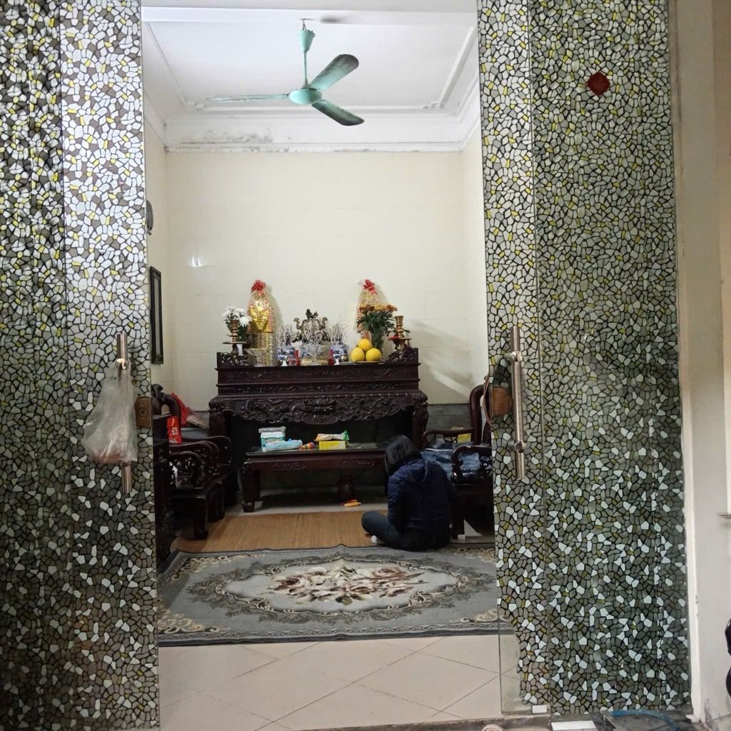 Bán nhà Vĩnh Hưng - diện tích 90m2 3 tầng - Ô tô đỗ cửa - giá 15 tỷ