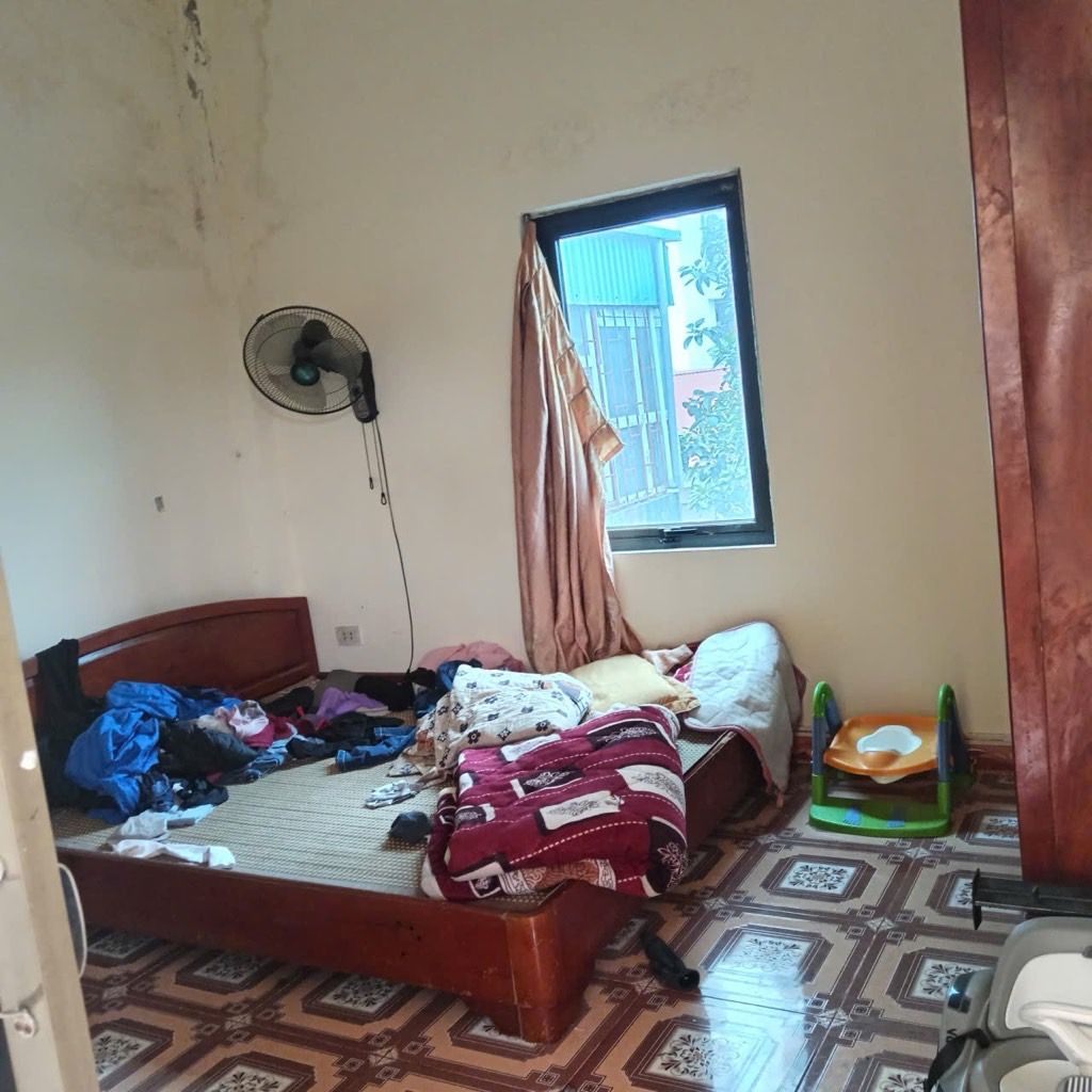 Bán nhà Vĩnh Hưng - diện tích 90m2 3 tầng - Ô tô đỗ cửa - giá 15 tỷ