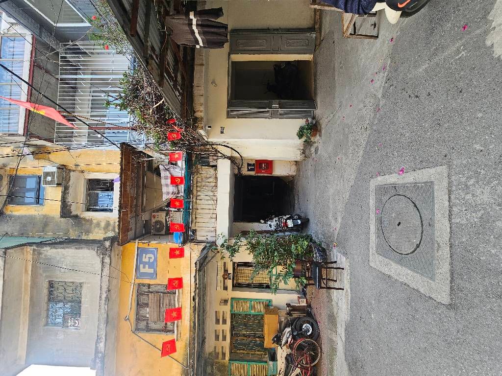 Bán nhà Lò Đúc - diện tích 70m2 1 tầng - 3 phòng ngủ - giá 5,95 tỷ