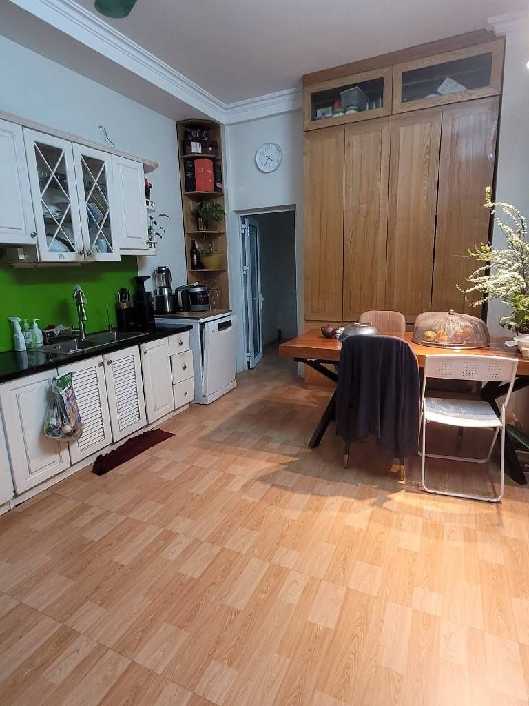 Bán nhà Hoàng Văn Thái - diện tích 34.2m2 6 tầng - Ô TÔ ĐỖ CỬA - giá 12,6 tỷ