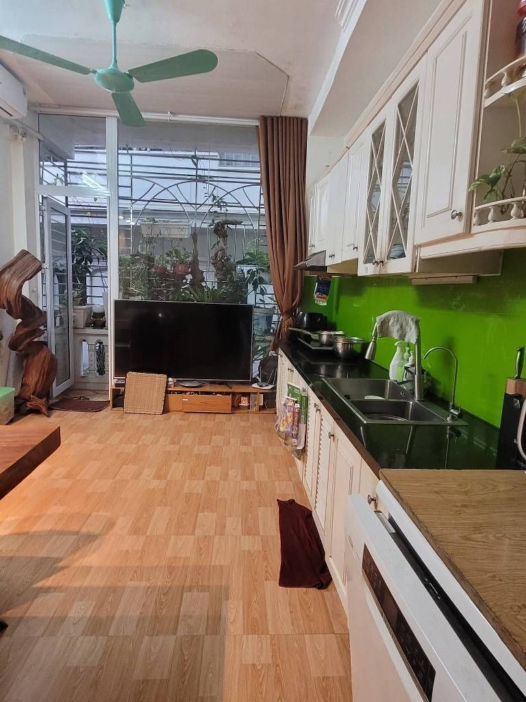 Bán nhà Hoàng Văn Thái - diện tích 34.2m2 6 tầng - Ô TÔ ĐỖ CỬA - giá 12,6 tỷ