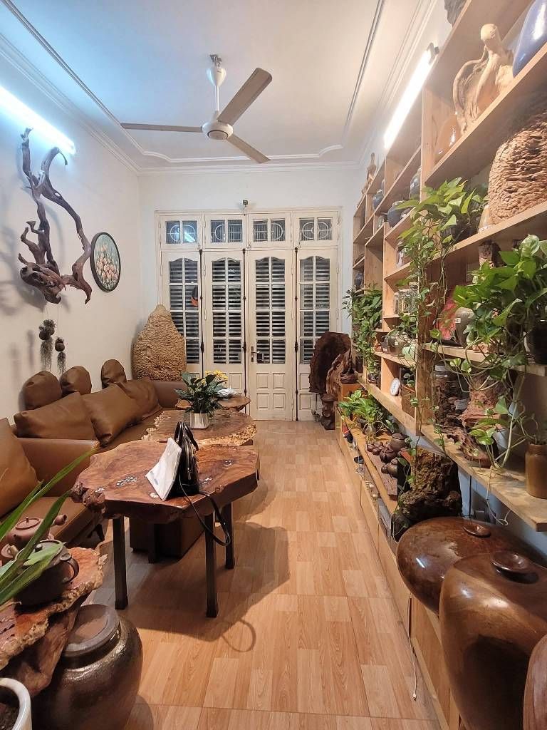 Bán nhà Hoàng Văn Thái - diện tích 34.2m2 6 tầng - Ô TÔ ĐỖ CỬA - giá 12,6 tỷ