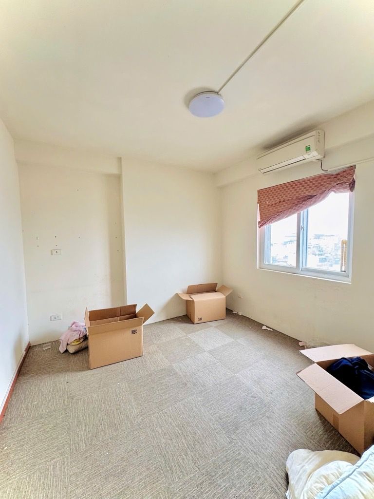 Bán nhà Thái Thịnh - diện tích 68m2 1 tầng - 2 mặt phố - giá 7,2 tỷ