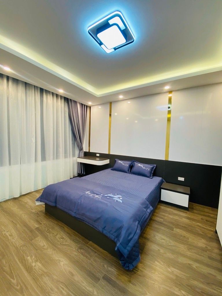 Bán nhà Lương Khánh Thiện - diện tích 26,5m2 5 tầng - Ô TÔ VF3 CHẠY VÒNG QUANH - giá 9,35 tỷ