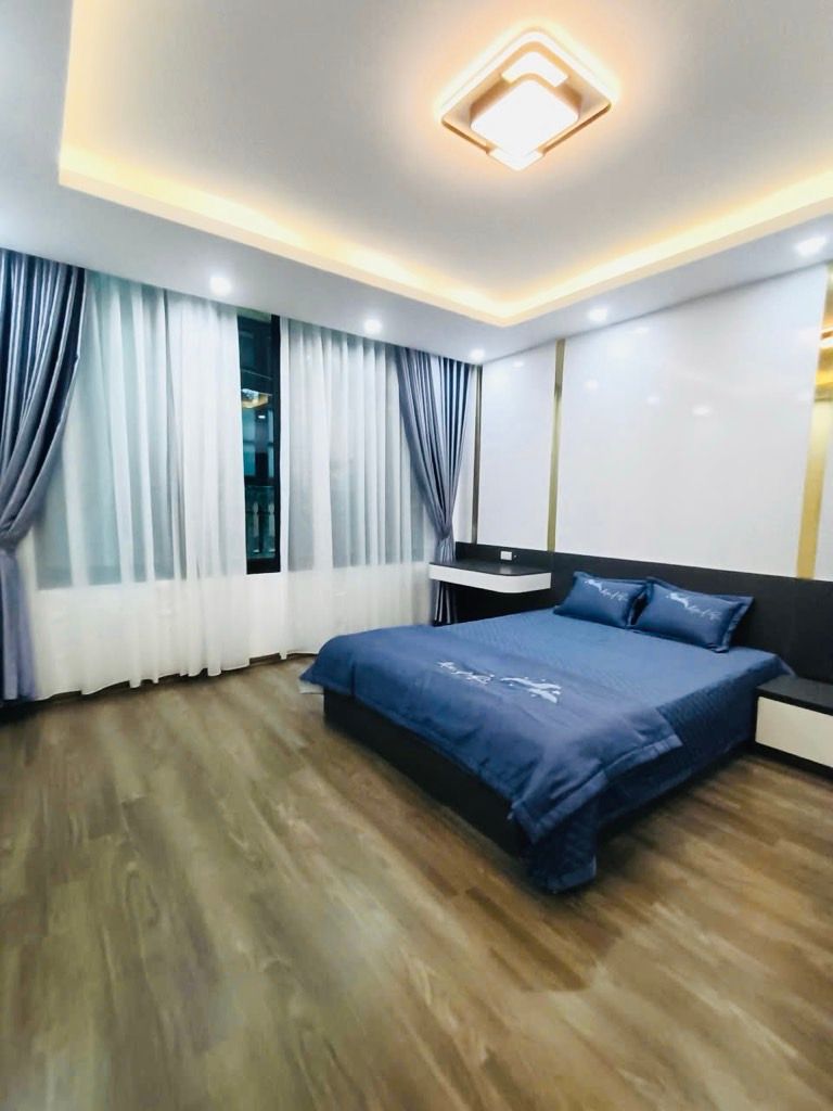 Bán nhà Lương Khánh Thiện - diện tích 26,5m2 5 tầng - Ô TÔ VF3 CHẠY VÒNG QUANH - giá 9,35 tỷ