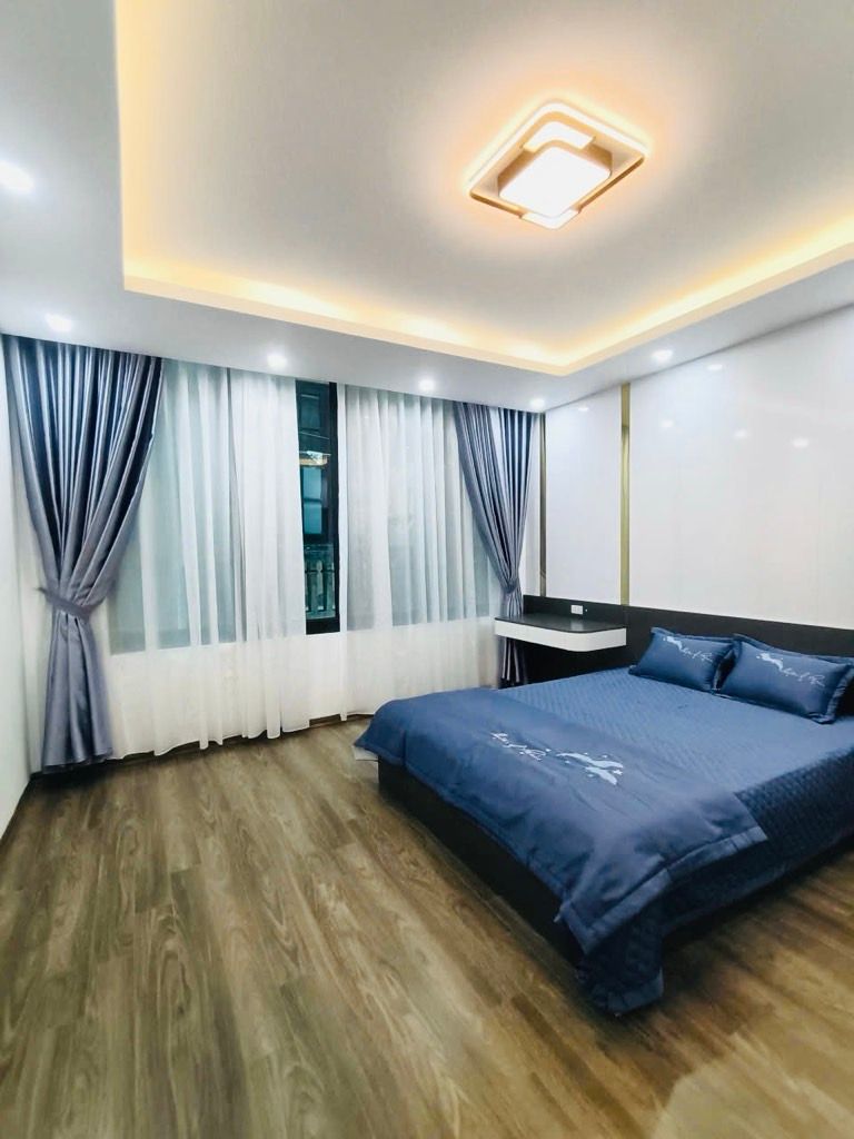 Bán nhà Lương Khánh Thiện - diện tích 26,5m2 5 tầng - Ô TÔ VF3 CHẠY VÒNG QUANH - giá 9,35 tỷ