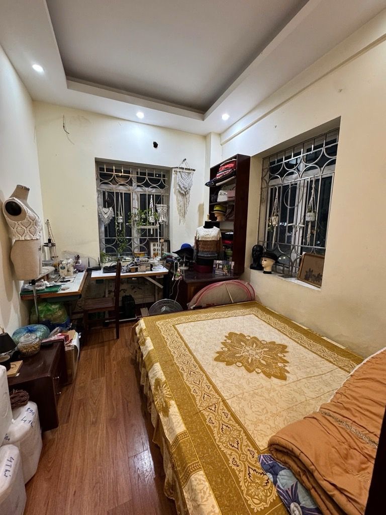 Bán nhà Hoàng Đạo Thúy - diện tích 49,2m2 1 tầng - Lô góc - giá 4,9 tỷ