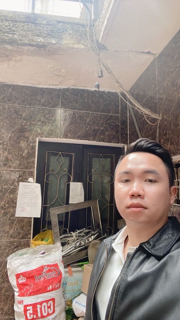 Bán nhà Phố Chợ Khâm Thiên - diện tích 37.7m2 2 tầng - Nhà cũ xác định bán đất - giá 5,8 tỷ