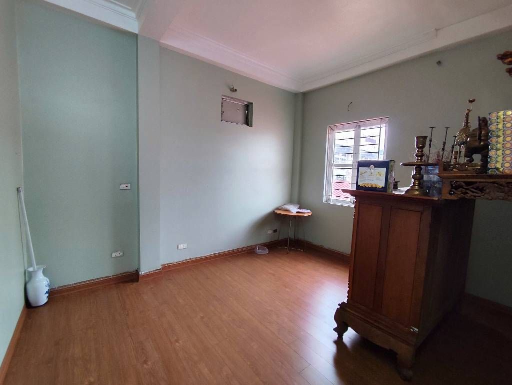 Bán nhà Minh Khai - diện tích 62.7m2 5 tầng - Lô góc - giá 13,9 tỷ