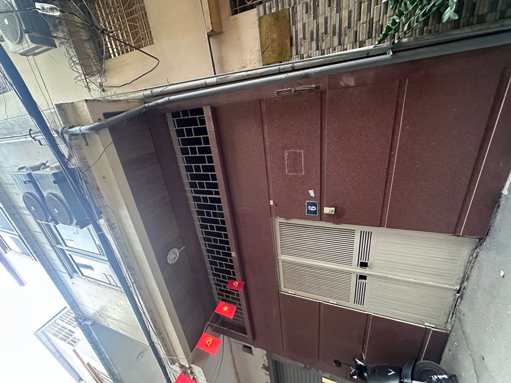 Bán nhà Hoàng Văn Thái - diện tích 44.9m2 4 tầng - ô tô vào nhà - giá 16,5 tỷ