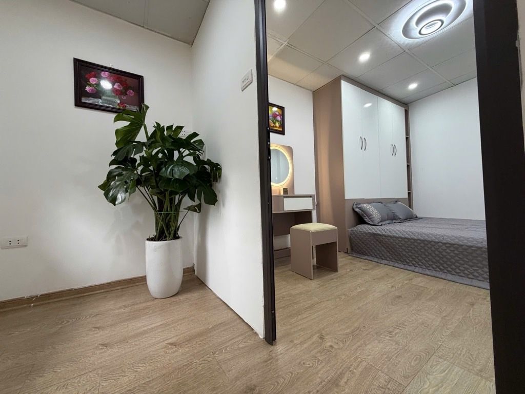 Bán nhà Lĩnh Nam - diện tích 20m2 2 tầng - Nhà đẹp - giá 1,55 tỷ