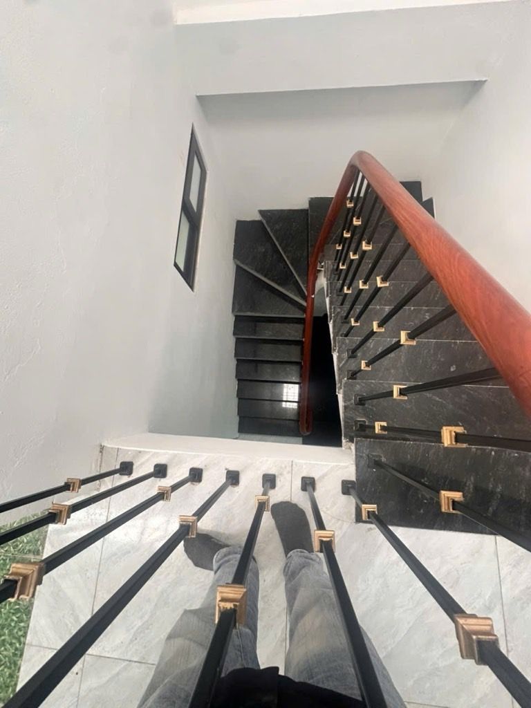 Bán nhà Bùi Xương Trạch - diện tích 38m2 3 tầng - Nhà đẹp, ba gác đua - giá 4,15 tỷ