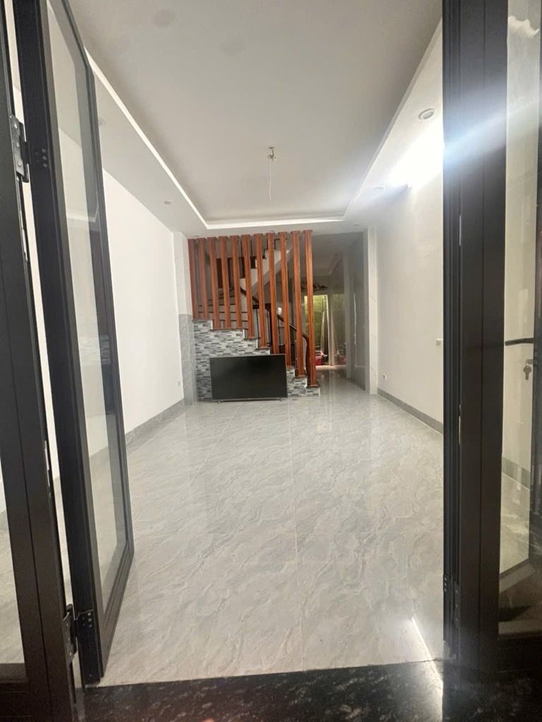 Bán nhà Bùi Xương Trạch - diện tích 38m2 3 tầng - Nhà đẹp, ba gác đua - giá 4,15 tỷ