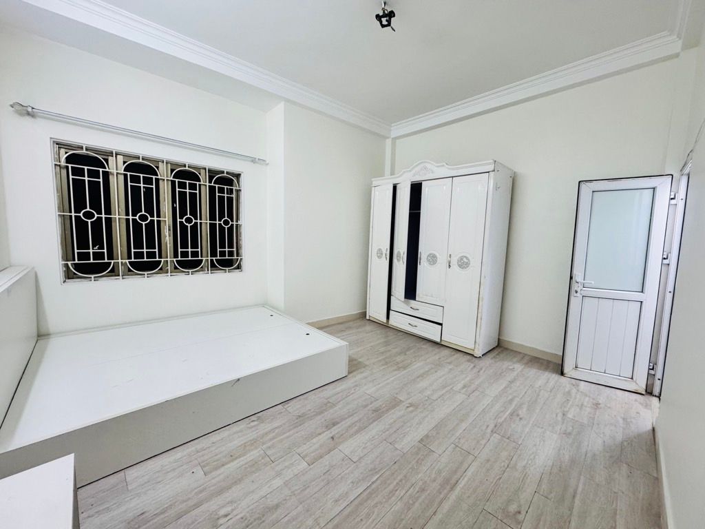 Bán nhà Vĩnh Hưng - diện tích 25.2m2 4 tầng - Ô TÔ ĐỖ CỔNG - giá 6,5 tỷ