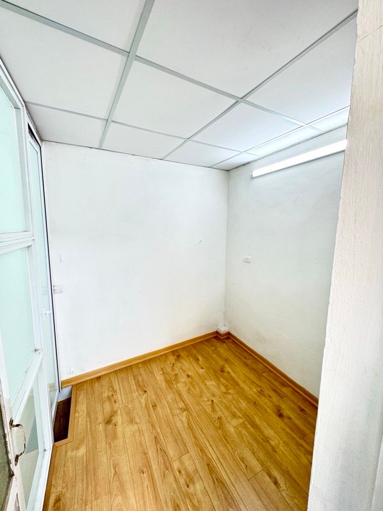 Bán nhà ngõ chợ khâm thiên - diện tích 15m2 5 tầng - 3 ngủ đủ công năng - giá 3,5 tỷ