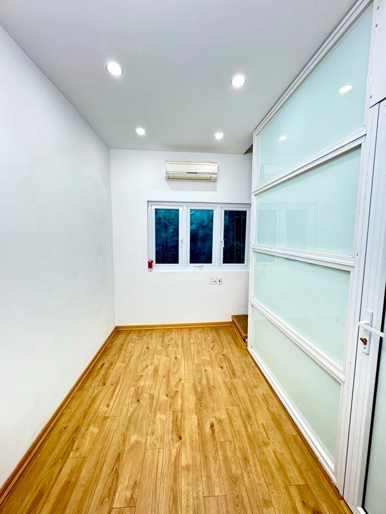 Bán nhà ngõ chợ khâm thiên - diện tích 15m2 5 tầng - 3 ngủ đủ công năng - giá 3,5 tỷ