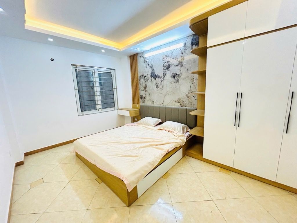 Bán nhà Nam Dư - diện tích 30m2 5 tầng - gần ô tô - giá 6,95 tỷ