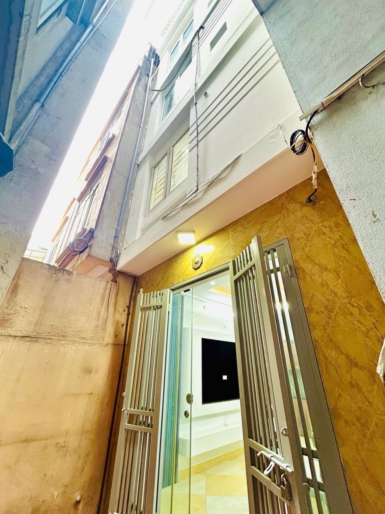 Bán nhà Nam Dư - diện tích 30m2 5 tầng - gần ô tô - giá 6,95 tỷ