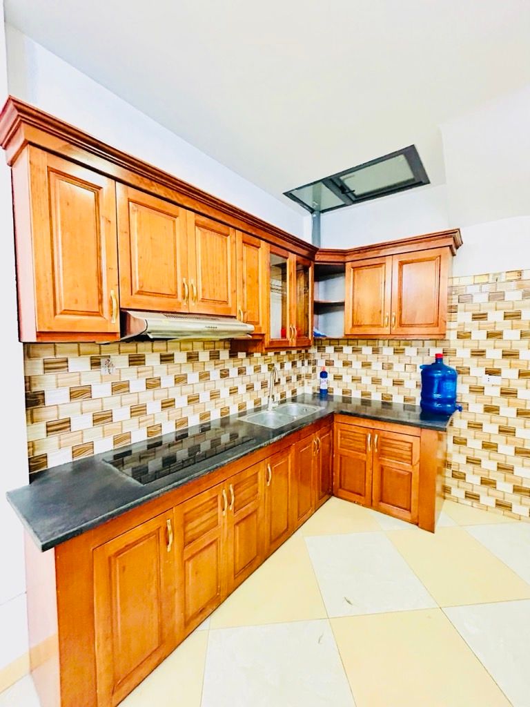 Bán nhà Nam Dư - diện tích 30m2 5 tầng - gần ô tô - giá 6,95 tỷ