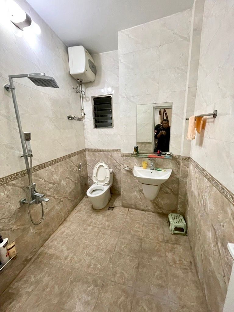 Bán nhà Lương Sử A - diện tích 31m2 5 tầng - Nhà đẹp hiếm có - giá 7,9 tỷ