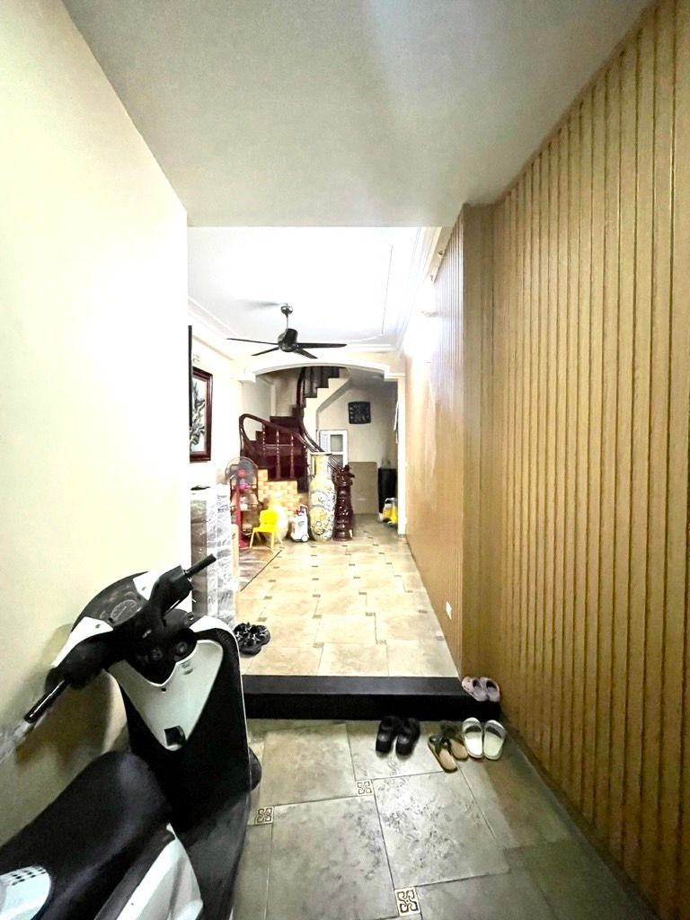 Bán nhà Lương Sử A - diện tích 31m2 5 tầng - Nhà đẹp hiếm có - giá 7,9 tỷ