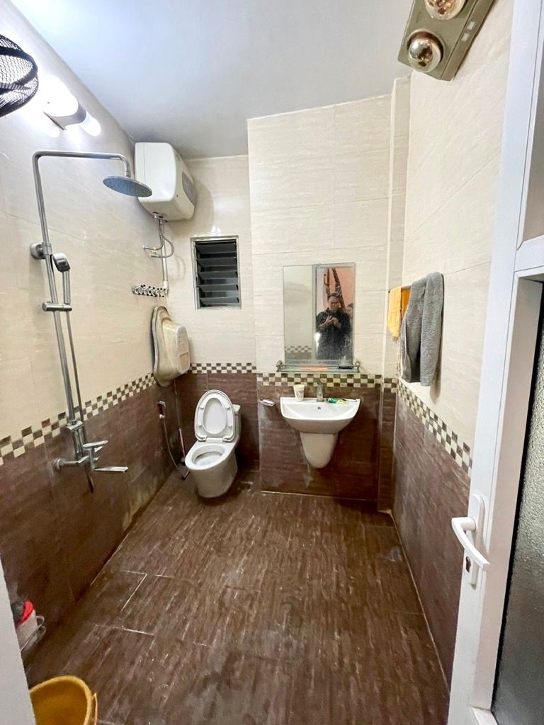 Bán nhà Lương Sử A - diện tích 31m2 5 tầng - Nhà đẹp hiếm có - giá 7,9 tỷ