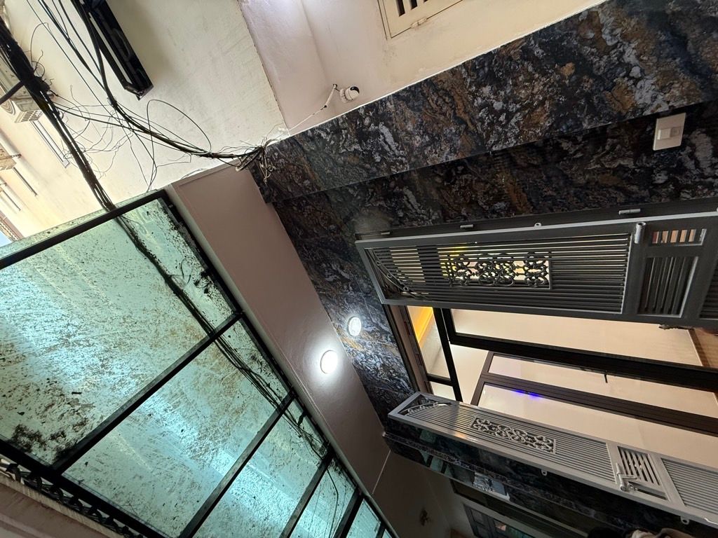 Bán nhà Ngũ Nhạc - diện tích 48m2 5 tầng - Nhà đẹp ở ngay - giá 10,8 tỷ