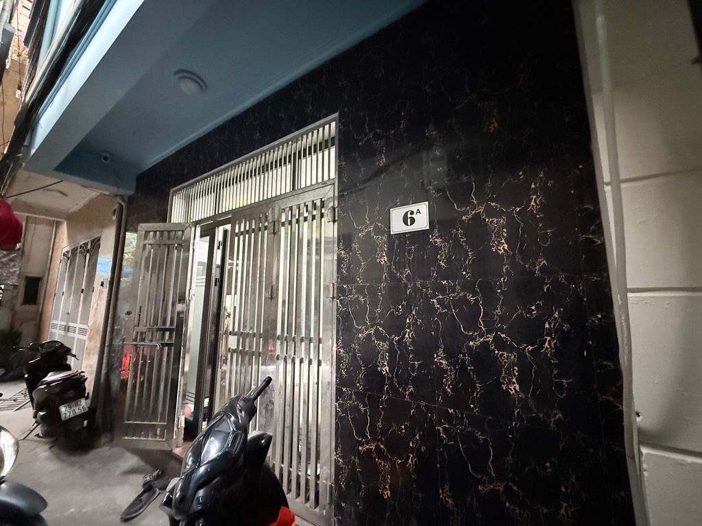 Bán nhà Nguyễn Khoái - diện tích 35,4m2 4 tầng - Mặt tiền siêu đẹp - giá 7,6 tỷ