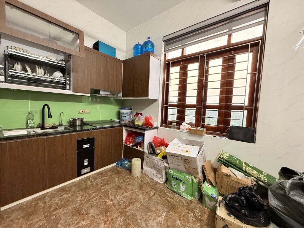 Bán nhà Thanh Lân - diện tích 50m2 6 tầng - Nhà đẹp ở ngay, thang máy - giá 11,7 tỷ