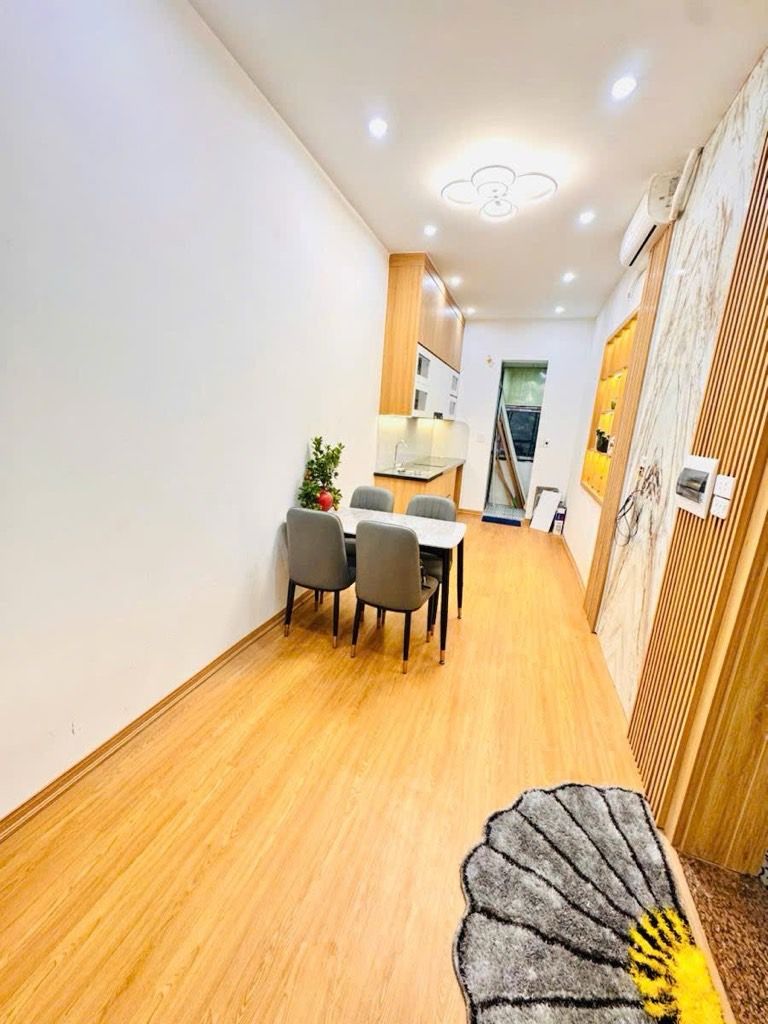 Bán nhà Đại Cồ Việt - diện tích 50m2 2 tầng - Ô TÔ ĐỖ CỬA - giá 3,6 tỷ