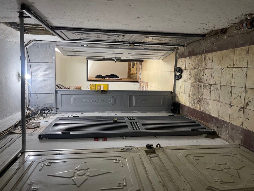 Bán nhà Nguyễn Công Trứ - diện tích 40,6m2 1 tầng - Ô tô con đỗ cửa - giá 4,5 tỷ