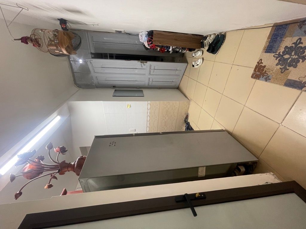 Bán nhà Nguyễn Công Trứ - diện tích 40,6m2 1 tầng - Ô tô con đỗ cửa - giá 4,5 tỷ