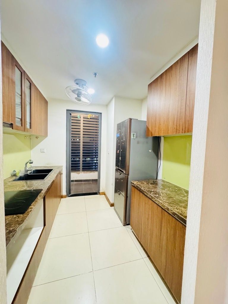 Bán nhà Lê Văn Lương - diện tích 102m2 11 tầng - Căn hộ chung cư 3 ngủ cao cấp - giá 13,3 tỷ