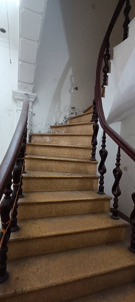 Bán nhà Tựu Liệt - diện tích 78.8m2 3 tầng - Mặt phố ô tô tránh, kinh doanh đỉnh - giá 13,5 tỷ