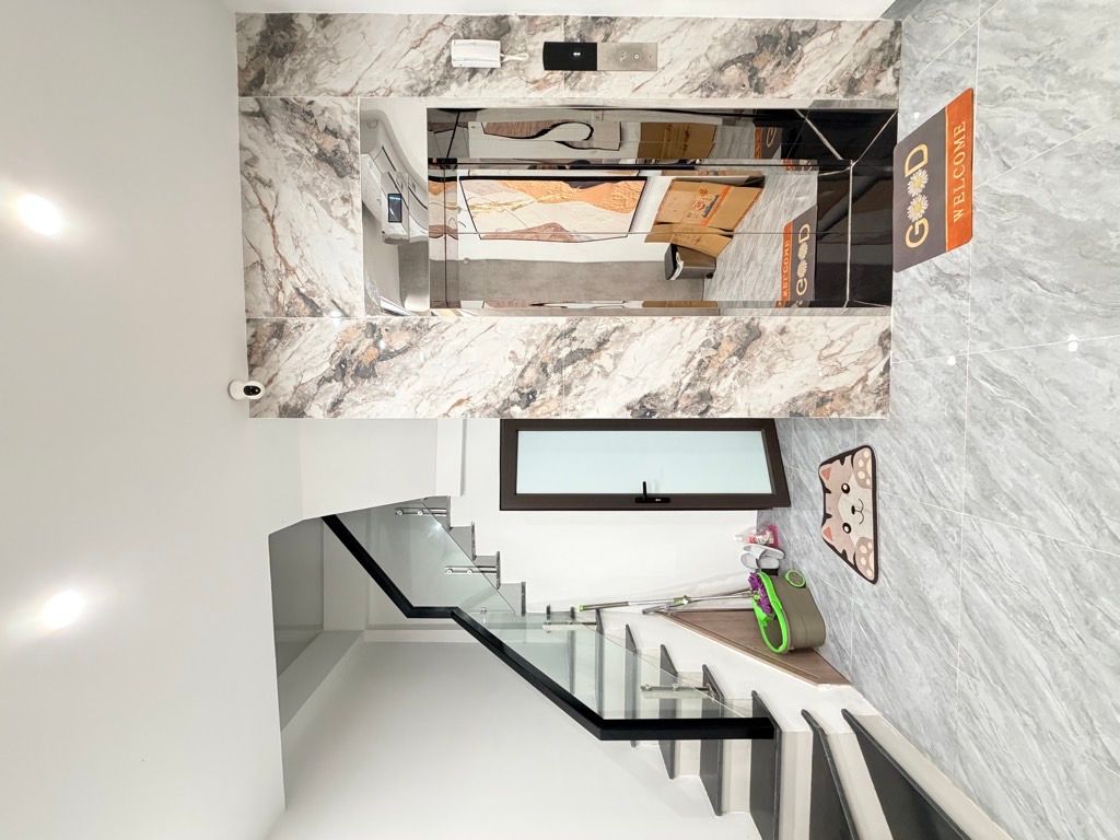 Bán nhà Dương Văn Bé - diện tích 36m2 5 tầng - thang máy, nở hậu - giá 11,4 tỷ