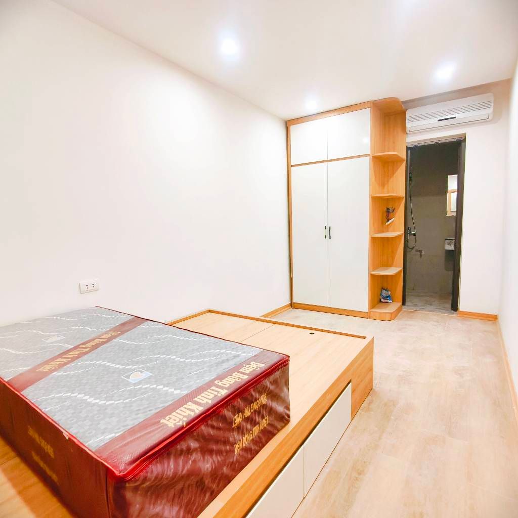 Bán nhà Giải Phóng - diện tích 80m2 1 tầng - Lô góc - giá 4,66 tỷ