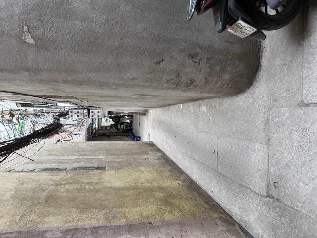 Bán nhà Lê Văn Lương - diện tích 57.2m2 3 tầng - Nhà đẹp hiếm có - giá 19,95 tỷ