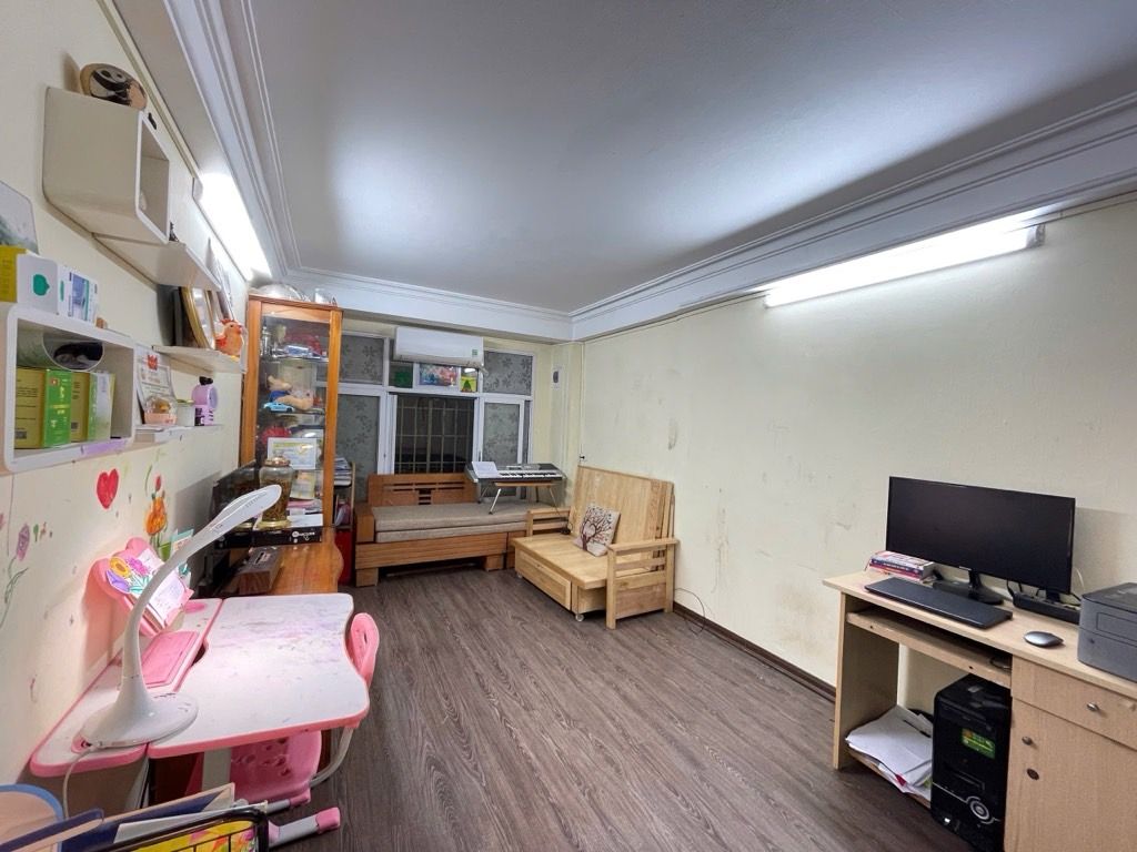 Bán nhà Lê Thanh Nghị - diện tích 22,3m2 5 tầng - Ngõ thông, ô tô tránh - giá 8,6 tỷ