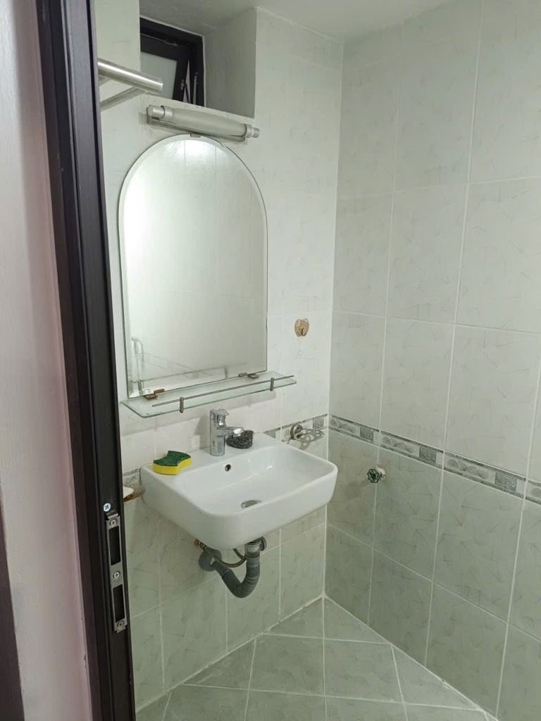 Bán nhà Ngõ Chợ Khâm Thiên - diện tích 47.5m2 4 tầng - Nhà dân xây chắc chắn - giá 11,8 tỷ