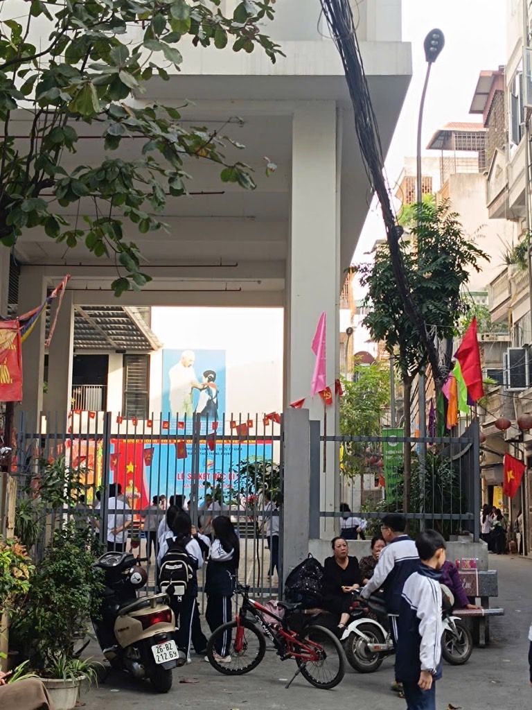 Bán nhà Ngõ Chợ Khâm Thiên - diện tích 47.5m2 4 tầng - Nhà dân xây chắc chắn - giá 11,8 tỷ