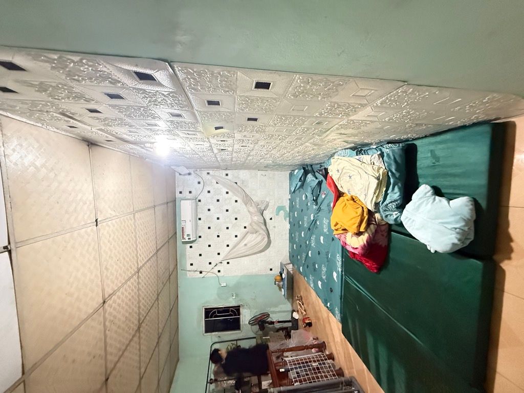 Bán nhà Đông Thiên - diện tích 27m2 2 tầng - gần các trường học từ mẫu giáo đến hết phổ thông - giá 2,3 tỷ