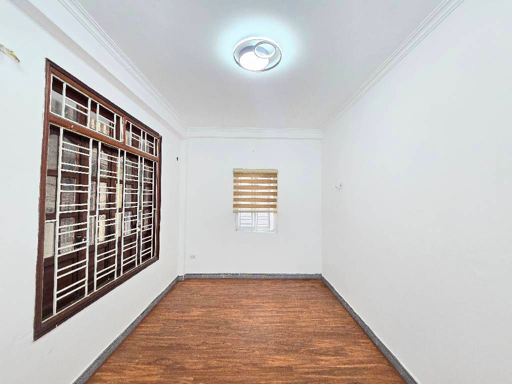 Bán nhà Ngõ An Sơn - diện tích 40m2 5 tầng - Lô góc 3 thoáng - giá 10,6 tỷ