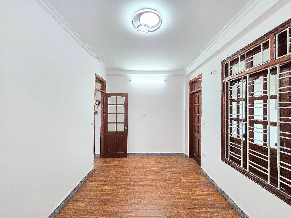 Bán nhà Ngõ An Sơn - diện tích 40m2 5 tầng - Lô góc 3 thoáng - giá 10,6 tỷ