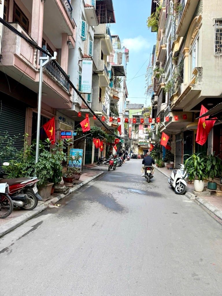 Bán nhà Nguyễn Như Đổ - diện tích 13m2 5 tầng - Cực hiếm - giá 3,9 tỷ