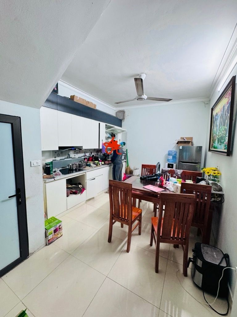 Bán nhà Định Công Hạ - diện tích 39m2 2 tầng - Nhà đẹp hiếm có - giá 1,9 tỷ